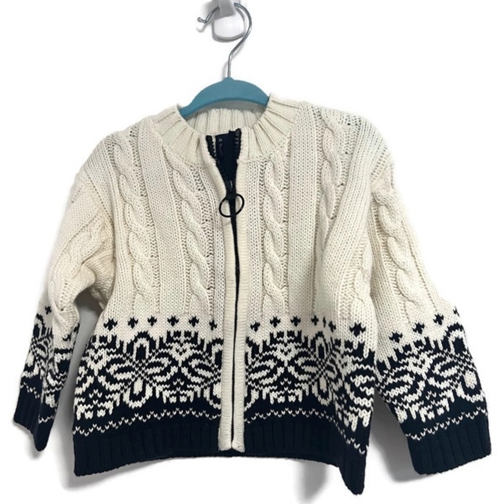NWT Gap Kids winter motif knit cardigan, size s/m 3-12 months
